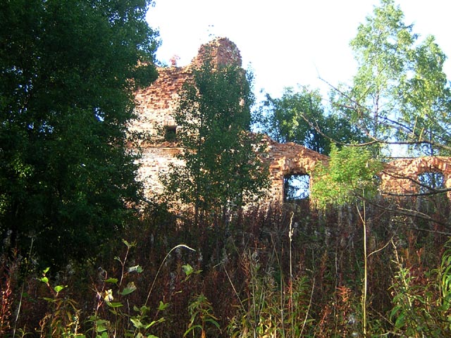 Руины Шужегорского монастыря…