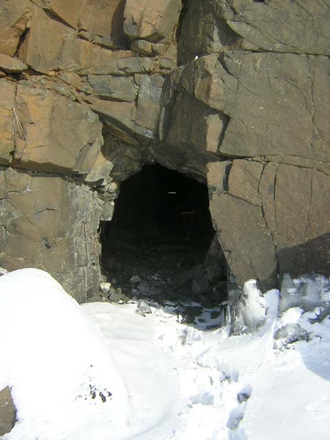 Пещера на Кугрисаари.
