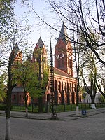 Кирху в Черняховске, как и многие по всей области, переделали в православный собор